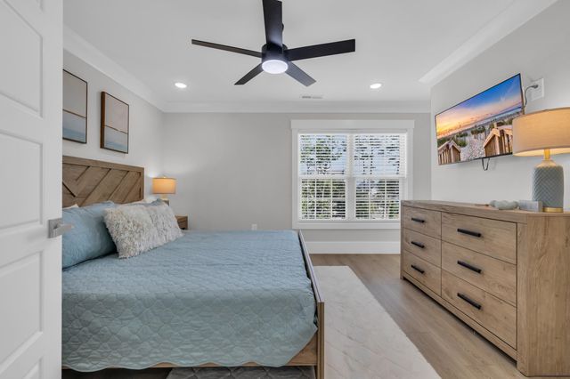 2304 Seaseeker Ln., Myrtle Beach, SC 29577