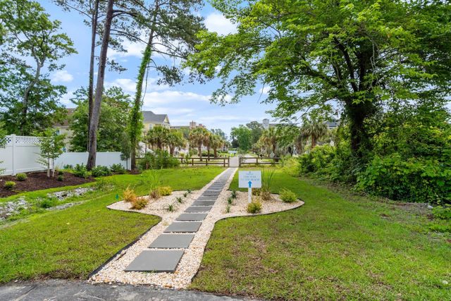 2304 Seaseeker Ln., Myrtle Beach, SC 29577