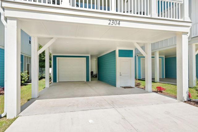 2304 Seaseeker Ln., Myrtle Beach, SC 29577