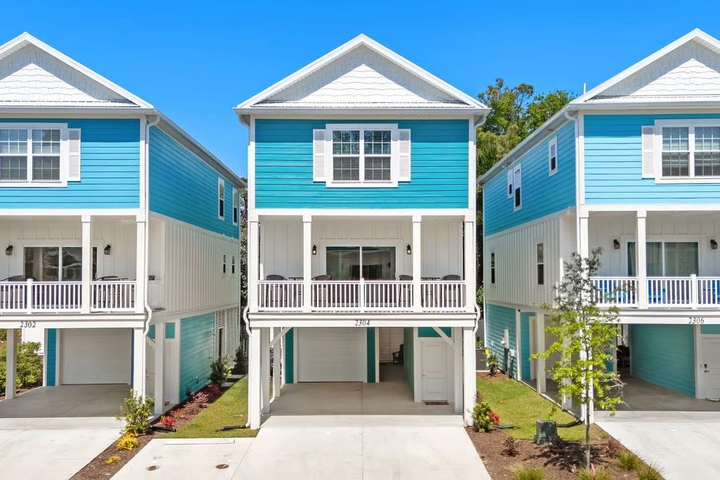 2304 Seaseeker Ln., Myrtle Beach, SC 29577