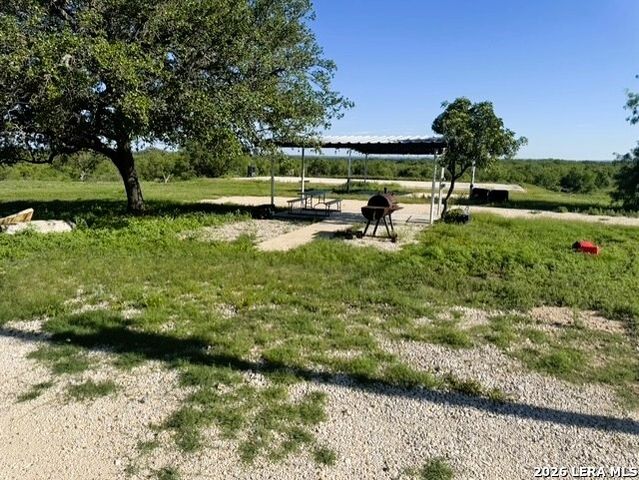 4101 Quihi-Castroville, Hondo, TX 78861