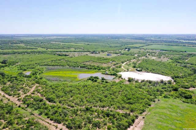 4101 Quihi-Castroville, Hondo, TX 78861