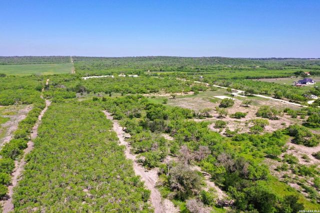 4101 Quihi-Castroville, Hondo, TX 78861