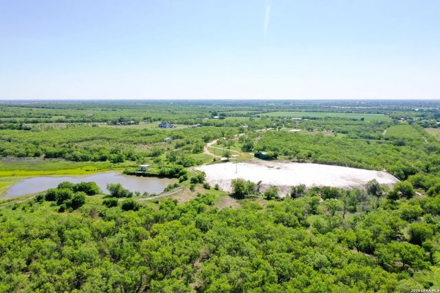 4101 Quihi-Castroville, Hondo, TX 78861