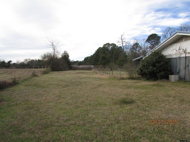 1593 CR 4623, Troup, TX 75789