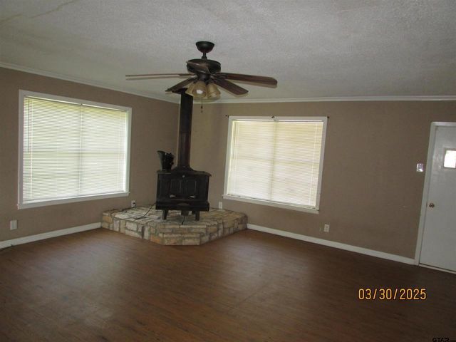 1593 CR 4623, Troup, TX 75789