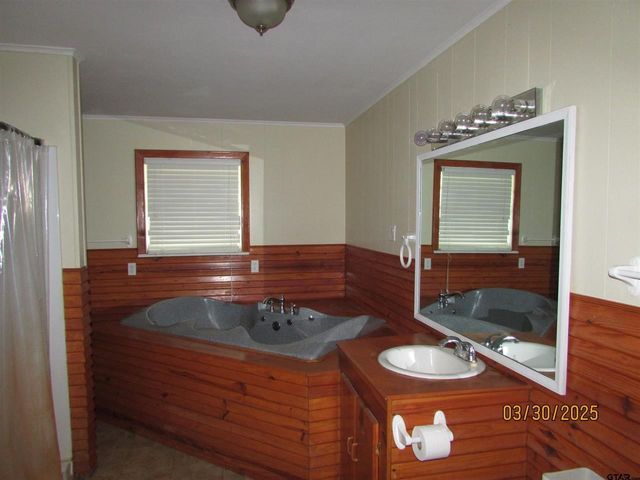 1593 CR 4623, Troup, TX 75789