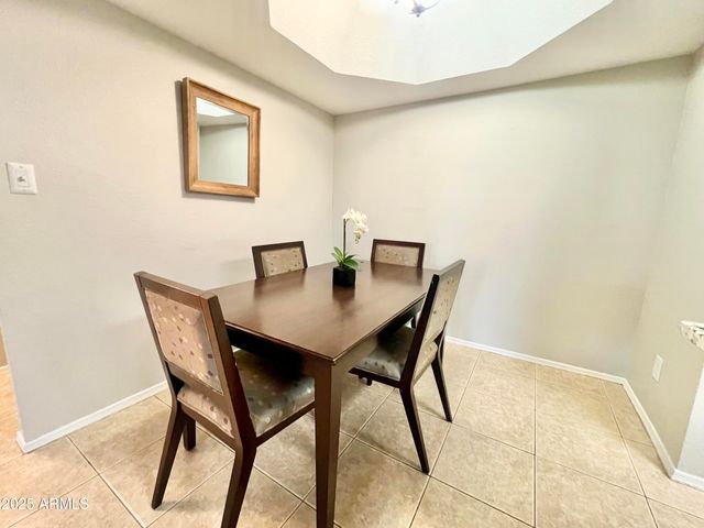 2855 S Extension Road S 220, Mesa, AZ 85210