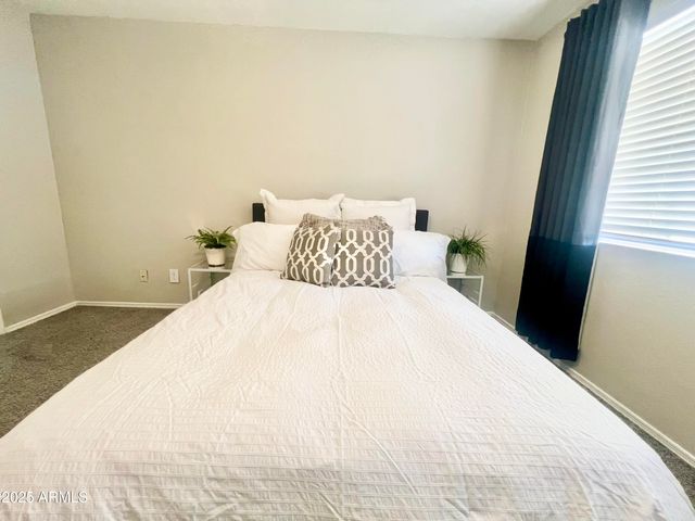 2855 S Extension Road S 220, Mesa, AZ 85210