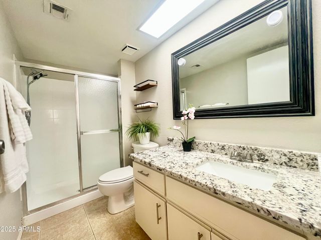 2855 S Extension Road S 220, Mesa, AZ 85210