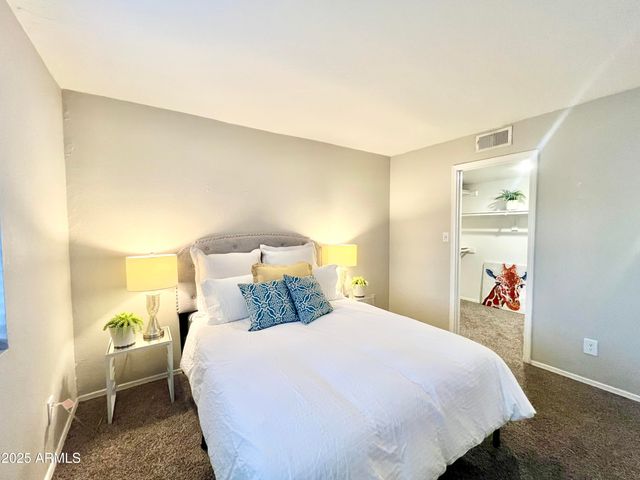 2855 S Extension Road S 220, Mesa, AZ 85210