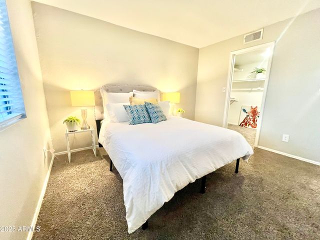 2855 S Extension Road S 220, Mesa, AZ 85210