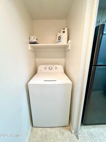 2855 S Extension Road S 220, Mesa, AZ 85210