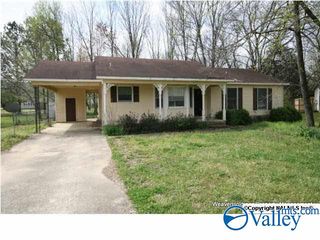 1503 Cobblestone Circle, Huntsville, AL 35803