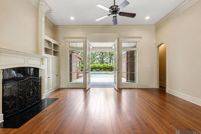 13528 Landmark Dr, Baton Rouge, LA 70810