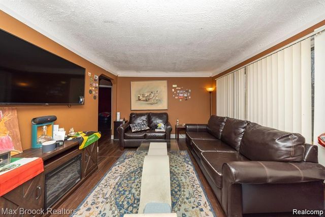 19344 Dwyer Street, Detroit, MI 48234
