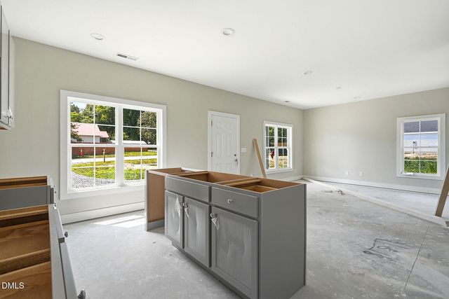 1401 14th Street, Lillington, NC 27546