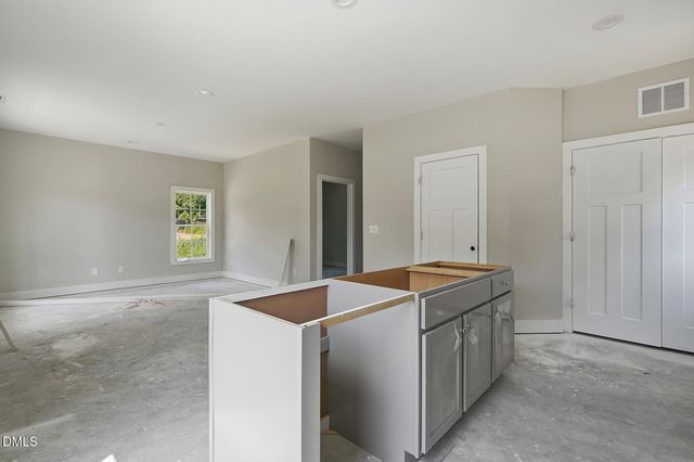 1401 14th Street, Lillington, NC 27546