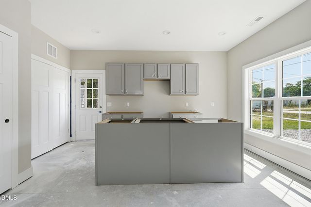 1401 14th Street, Lillington, NC 27546