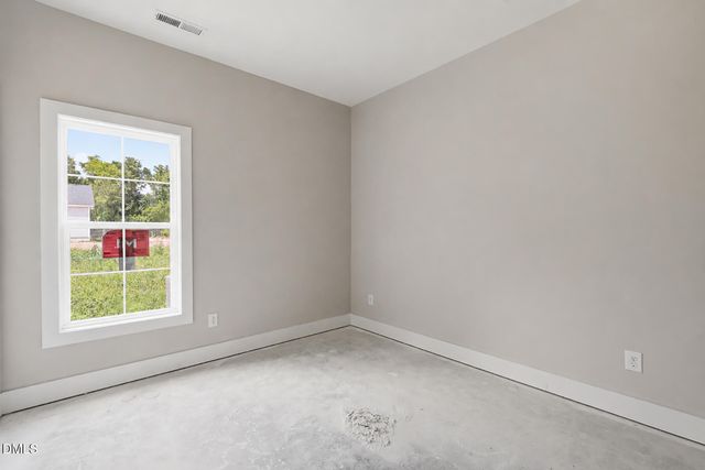 1401 14th Street, Lillington, NC 27546