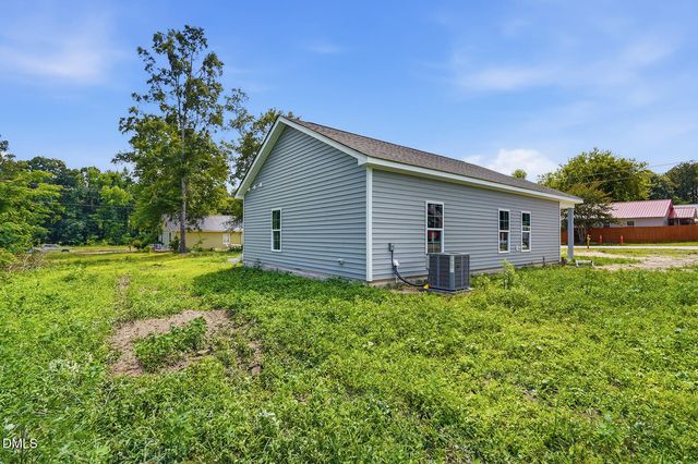 1401 14th Street, Lillington, NC 27546
