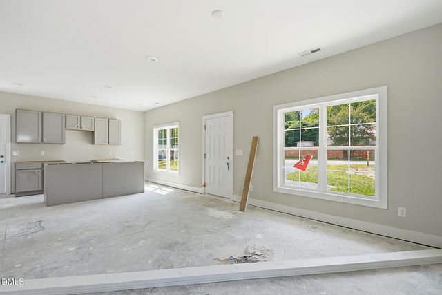 1401 14th Street, Lillington, NC 27546