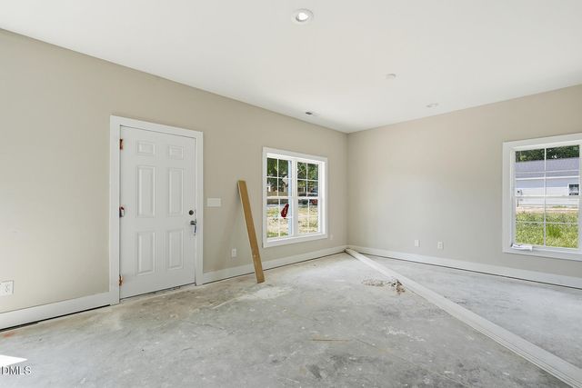 1401 14th Street, Lillington, NC 27546