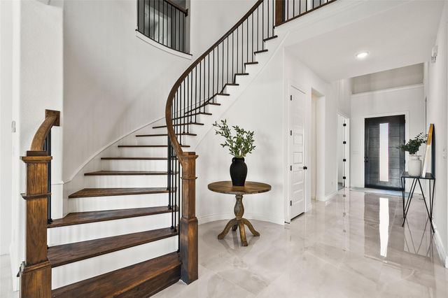 129 Low River LN, Georgetown, TX 78628