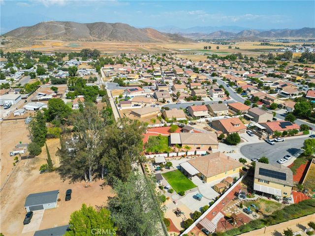 26771 Round Up Street, Winchester, CA 92596