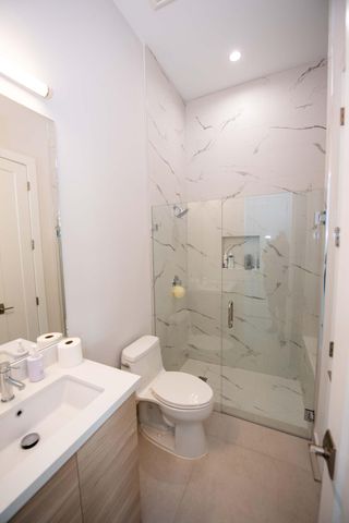 5746 Ashwood Circle W, Hollywood, FL 33312