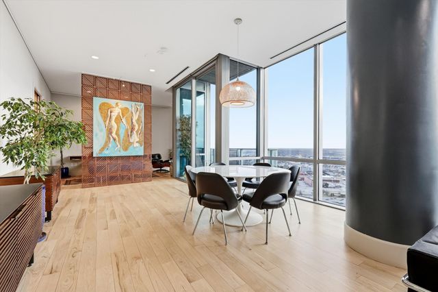 1301 Throckmorton Street 2705, Fort Worth, TX 76102