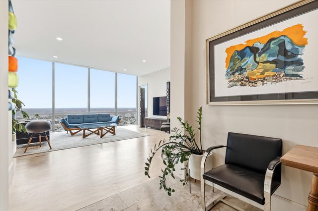 1301 Throckmorton Street 2705, Fort Worth, TX 76102