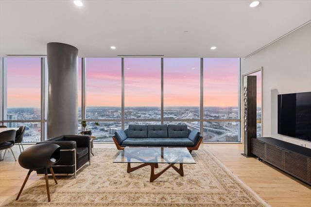 1301 Throckmorton Street 2705, Fort Worth, TX 76102