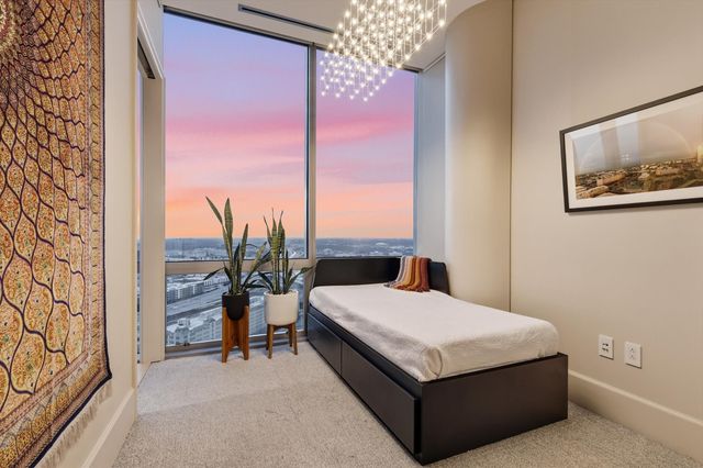 1301 Throckmorton Street 2705, Fort Worth, TX 76102