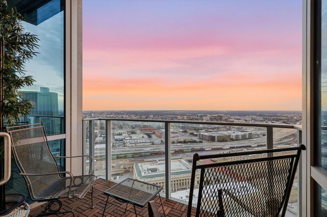 1301 Throckmorton Street 2705, Fort Worth, TX 76102