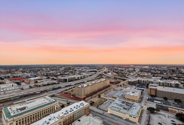 1301 Throckmorton Street 2705, Fort Worth, TX 76102