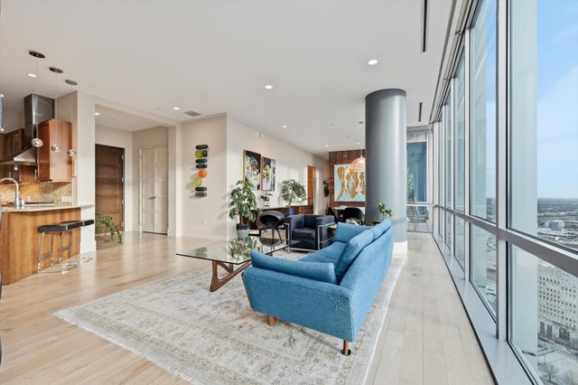 1301 Throckmorton Street 2705, Fort Worth, TX 76102