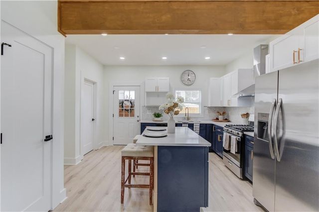 1902 Memorial SE Drive, Atlanta, GA 30317