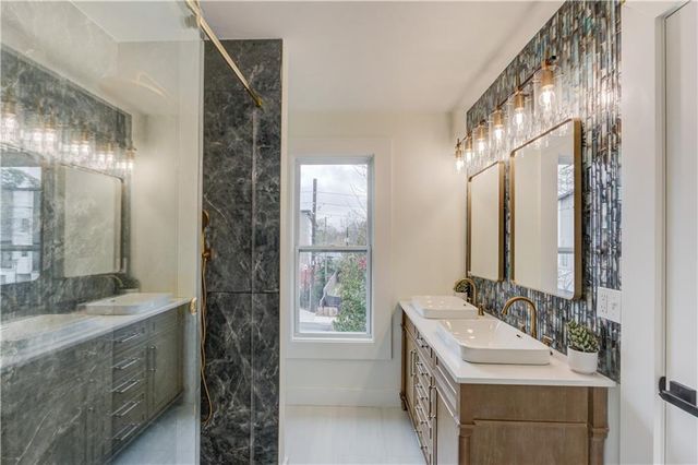 1902 Memorial SE Drive, Atlanta, GA 30317