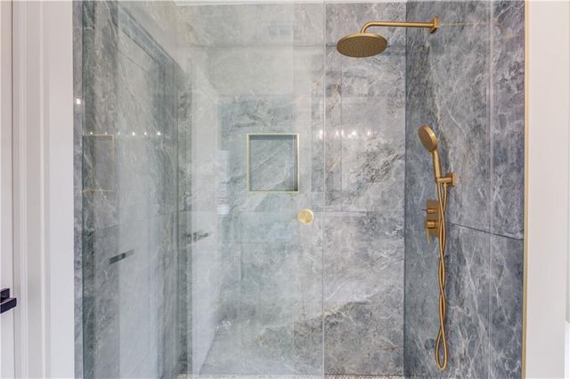 1902 Memorial SE Drive, Atlanta, GA 30317