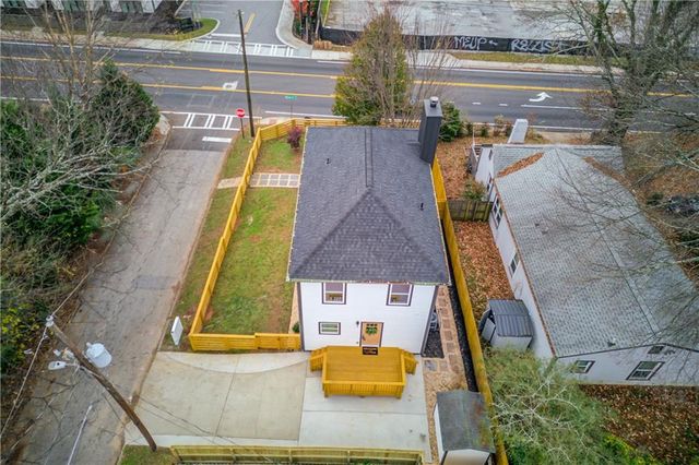 1902 Memorial SE Drive, Atlanta, GA 30317