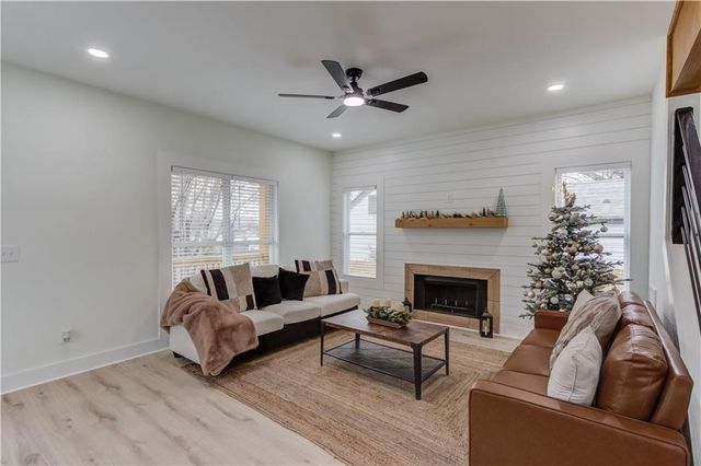 1902 Memorial SE Drive, Atlanta, GA 30317