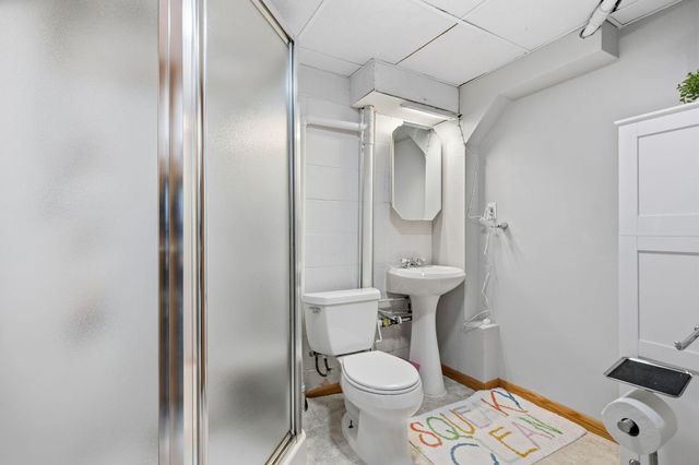 7649 46th Avenue N, New Hope, MN 55428