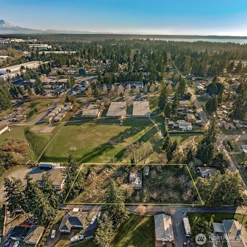 18330 4th Avenue S, Burien, WA 98148