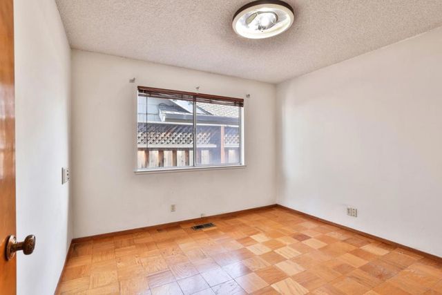 1492 Robsheal Drive, San Jose, CA 95125