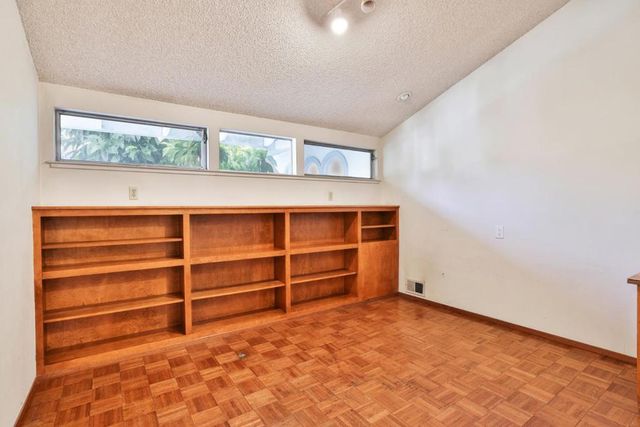 1492 Robsheal Drive, San Jose, CA 95125