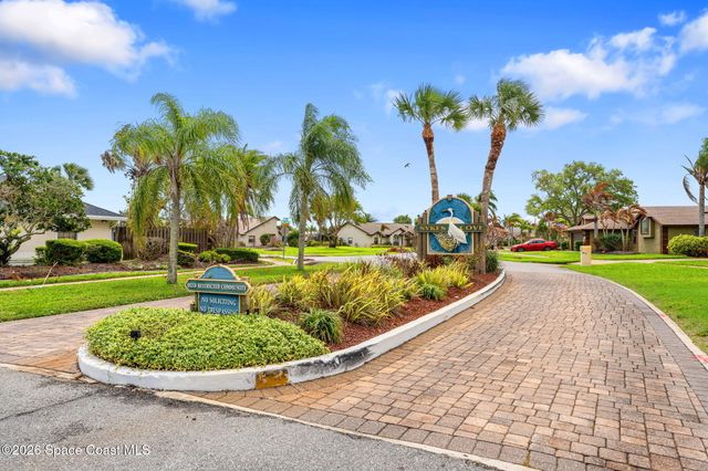 222 Cove Loop Drive, Merritt Island, FL 32953