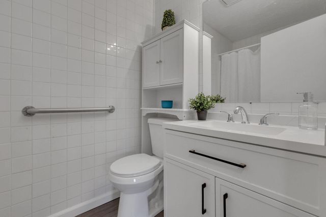 435 Alison Court, Lancaster, OH 43130