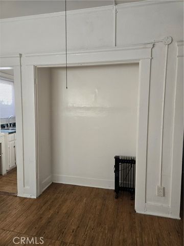 551 W 10th 9, Long Beach, CA 90813