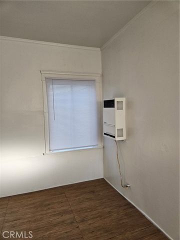 551 W 10th 9, Long Beach, CA 90813